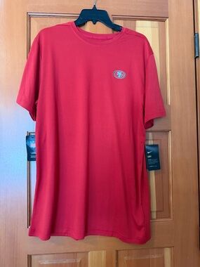 NWT- Nike Men’s Red Short-Sleeve Crew Tee with 49ers Logo